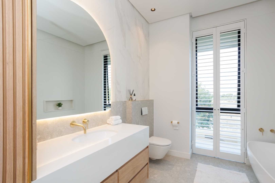 7 Bedroom Property for Sale in Val De Vie Estate Western Cape